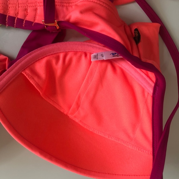 la vie en rose bikini Set EUC Top S Bottom M Stand out Color scheme design - Picture 15 of 16